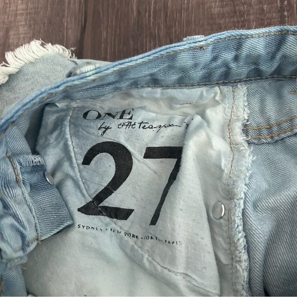 One Teaspoon’s infamous ripped jean skirt denim size 27 - Picture 5 of 6